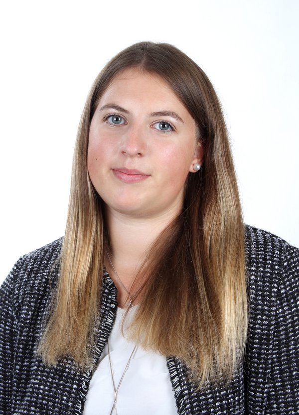 Carina Weidinger - Assistentin