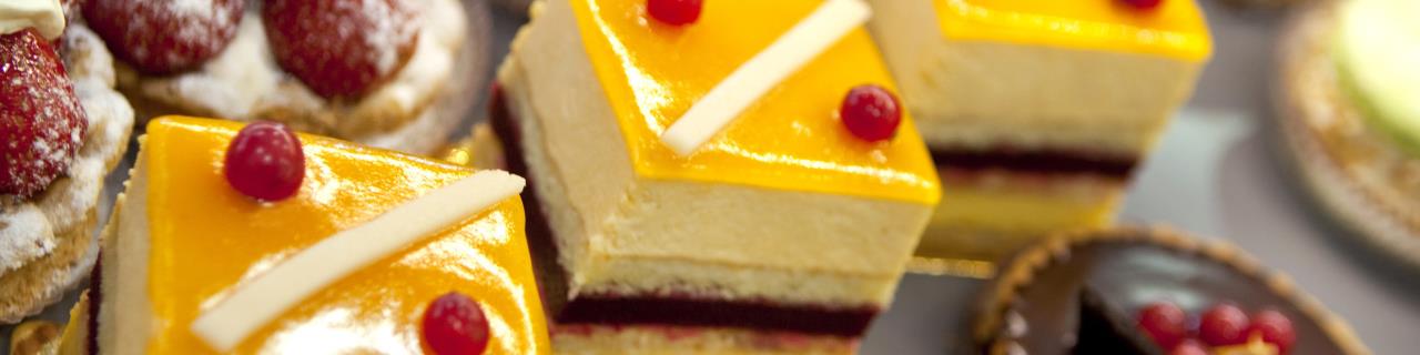 Petit Four und Kleindessert